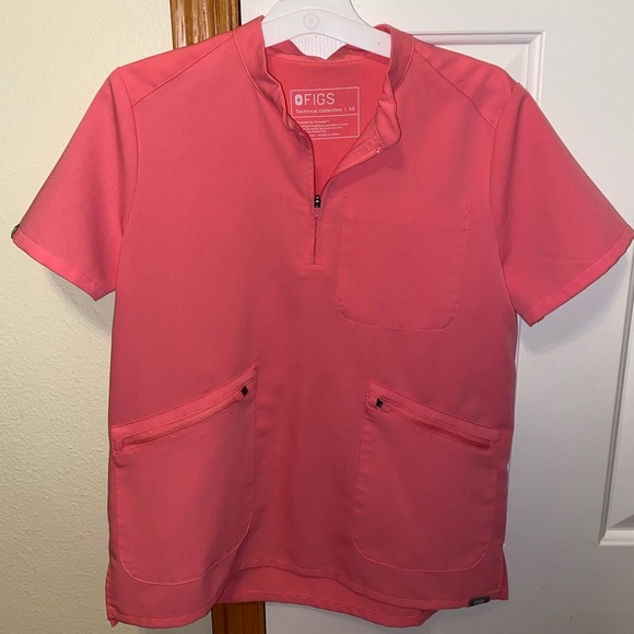 Figs scrub top - Picture 1 of 1